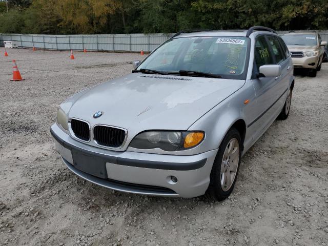 WBAEP33493PF03040 - 2003 BMW 325 XIT SILVER photo 2