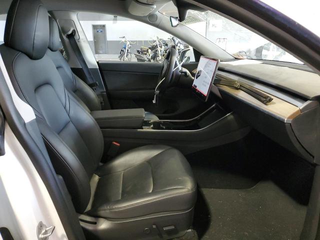 5YJYGDEE7LF046196 - 2020 TESLA MODEL Y أبيض صورة 5