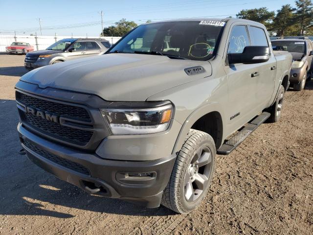 1C6SRFFT8LN382778 - 2020 RAM 1500 BIG H GRAY photo 2