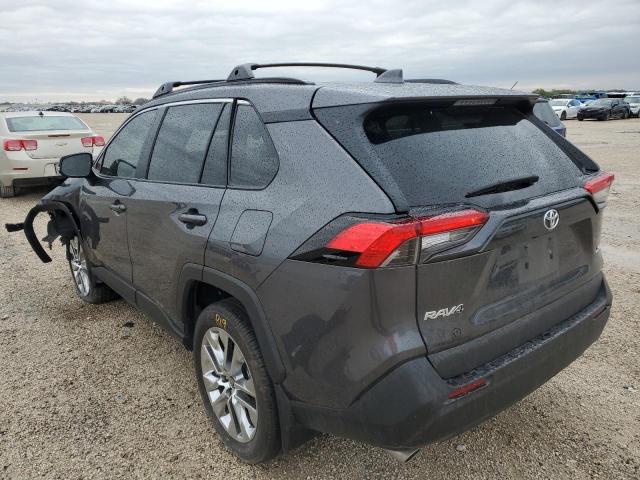 2T3C1RFV1MC173014 - 2021 TOYOTA RAV4 XLE P GRAY photo 3