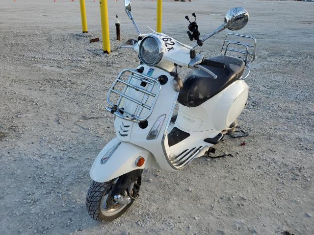 ZAPC536BXH5102251 - 2017 VESPA PRIMAVERA WHITE photo 2