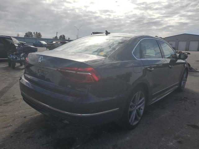 1VWDT7A3XHC034190 - 2017 VOLKSWAGEN PASSAT R-L GRAY photo 4