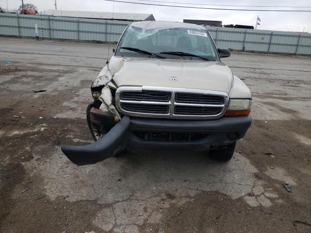 1D7GG16KX4S609492 - 2004 DODGE DAKOTA SXT TAN photo 9