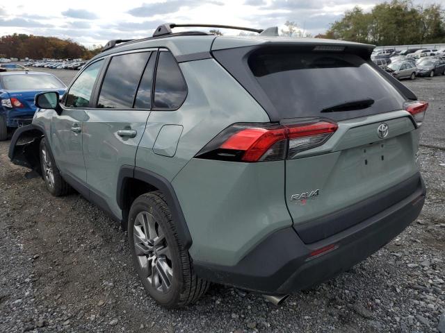 2T3A1RFV7LW092863 - 2020 TOYOTA RAV4 XLE P GRAY photo 3