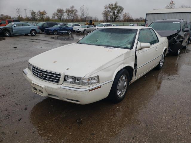 1G6EL12YX1B105613 - 2001 CADILLAC ELDORADO E WHITE photo 2