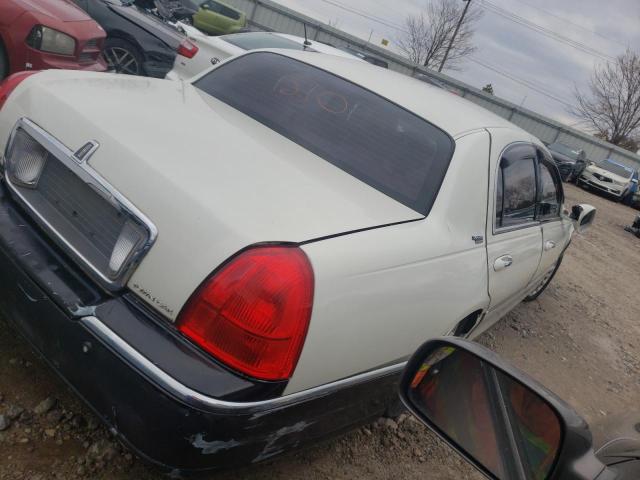 1LNHM82V06Y629598 - 2006 LINCOLN TOWN CAR S WHITE photo 4