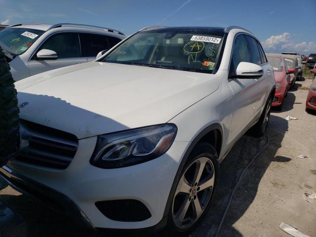 WDC0G4JB1KF569727 - 2019 MERCEDES-BENZ GLC 300 WHITE photo 2