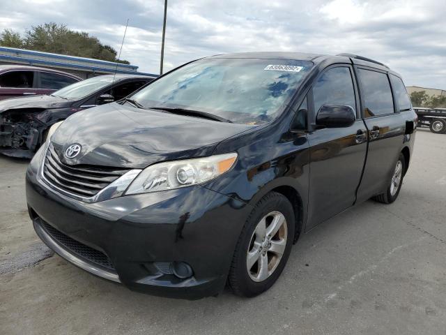 5TDKK3DC7ES420304 - 2014 TOYOTA SIENNA LE BLACK photo 2