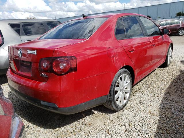 3VWRJ7AJ2AM072799 - 2010 VOLKSWAGEN JETTA WOLF RED photo 4