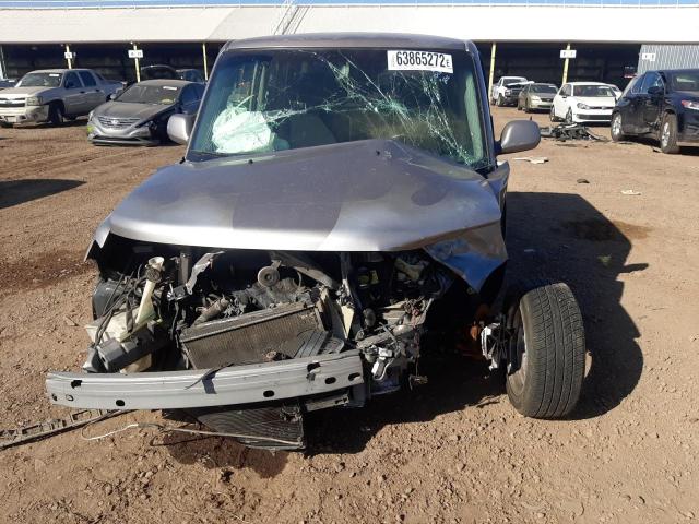 JTLKT324850195780 - 2005 TOYOTA SCION XB ვერცხლისფერი ფოტო 9