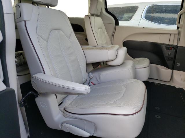 2C4RC1GG4JR352061 - 2018 CHRYSLER PACIFICA L WHITE photo 6