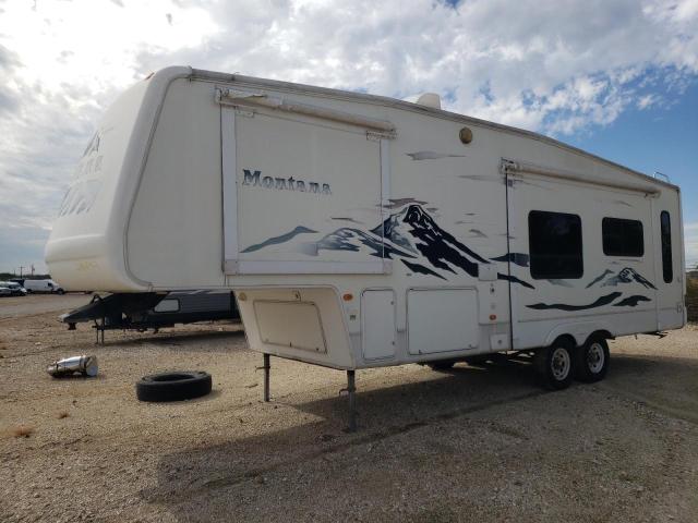 4YDF295204D510766 - 2004 KEYSTONE MONTANA WHITE photo 2