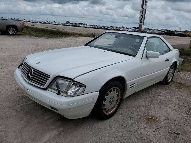 WDBFA67F5WF157385 - 1998 MERCEDES-BENZ SL 500 WHITE photo 2