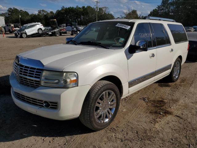 5LMFL27518LJ13960 - 2008 LINCOLN NAVIGATOR WHITE photo 2