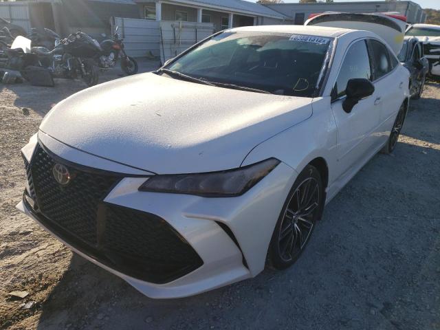 4T1BZ1FB3KU028623 - 2019 TOYOTA AVALON XLE WHITE photo 2