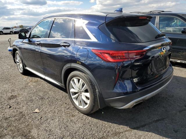 3PCAJ5M10KF116174 - 2019 INFINITI QX50 ESSEN BLUE photo 3