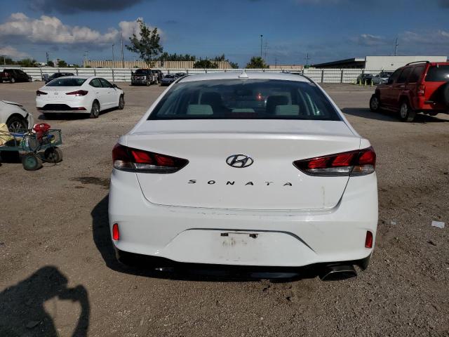 5NPE34AF4KH776239 - 2019 HYUNDAI SONATA LIM WHITE photo 6