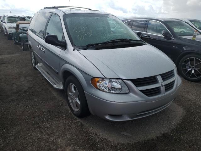 1D4GP45RX6B607533 - 2006 DODGE CARAVAN SX SILVER photo 1