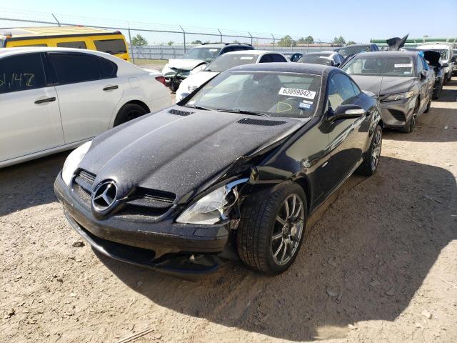 WDBWK54F28F186292 - 2008 MERCEDES-BENZ SLK 280 BLACK photo 2