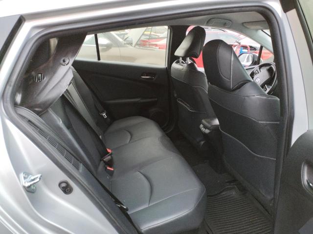JTDKAMFP9M3189687 - 2021 TOYOTA PRIUS PRIM Silber Foto 6