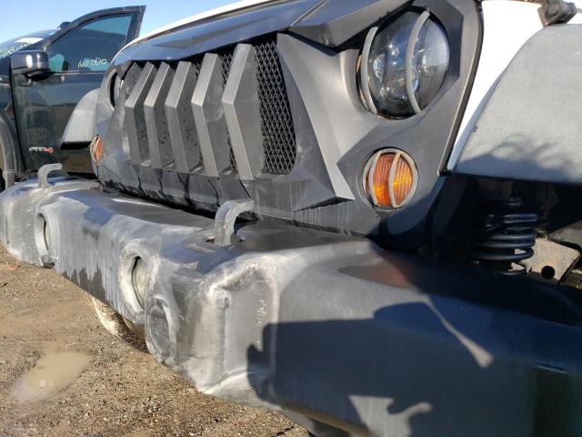 1C4BJWDG2CL121762 - 2012 JEEP WRANGLER U თეთრი ფოტო 10