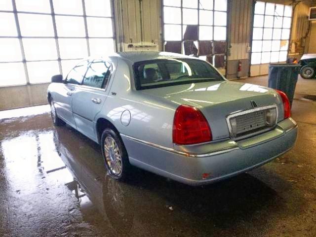 2LNHM82VX9X630584 - 2009 LINCOLN TOWN CAR S BLUE photo 3