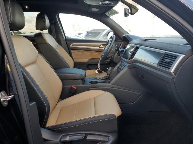 1V2PE2CA7MC225700 - 2021 VOLKSWAGEN ATLAS CROS Черный фото 5