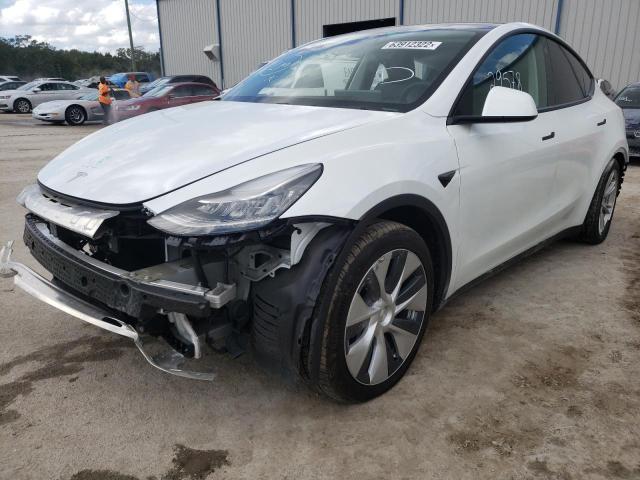 5YJYGDEE6MF083516 - 2021 TESLA MODEL Y Blanc photo 2