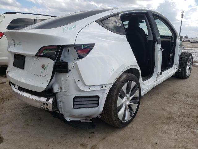 5YJYGDEE6MF083516 - 2021 TESLA MODEL Y Blanc photo 4