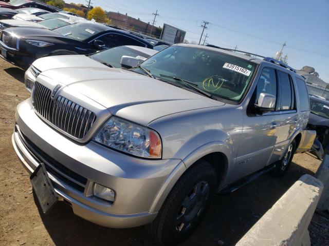 5LMFU28566LJ15731 - 2006 LINCOLN NAVIGATOR SILVER photo 2