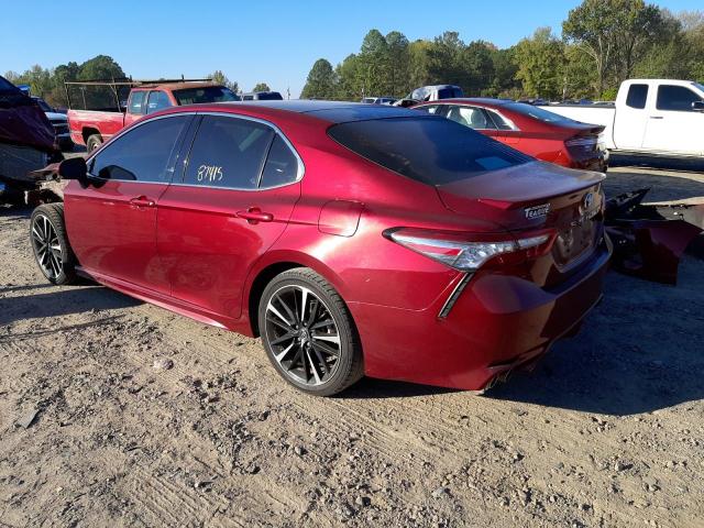 4T1B61HK9JU581099 - 2018 TOYOTA CAMRY XSE RED photo 3