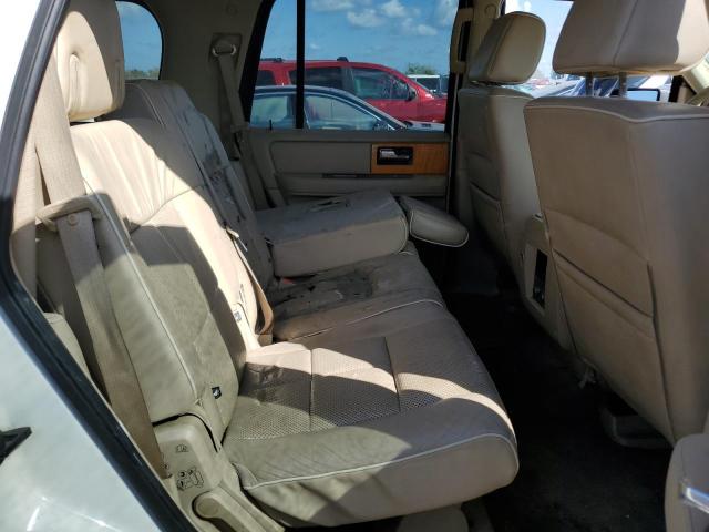 5LMFU27568LJ01784 - 2008 LINCOLN NAVIGATOR თეთრი ფოტო 6