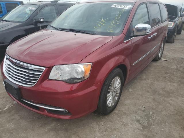 2C4RC1GG5FR534696 - 2015 CHRYSLER TOWN & COU BURGUNDY photo 2