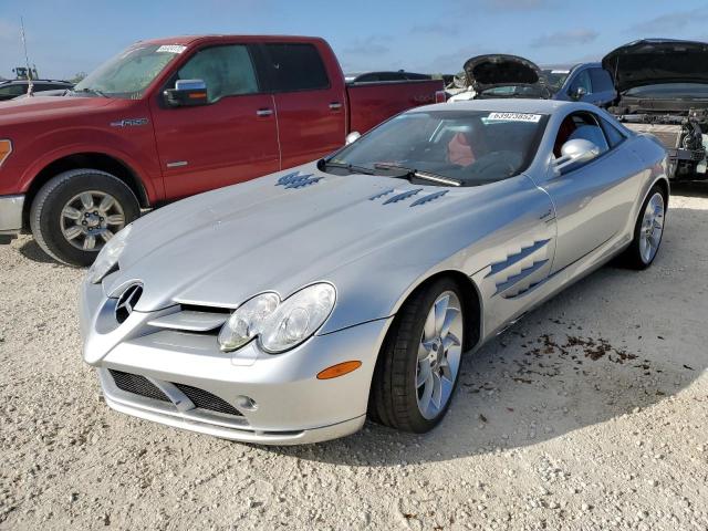 WDDAJ76F15M000407 - 2005 MERCEDES-BENZ SLR SILVER photo 2