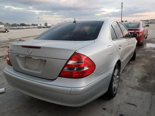 WDBUF65J15A652291 - 2005 MERCEDES-BENZ E 320 SILVER photo 4