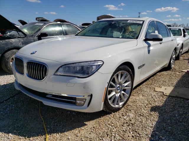 WBAYF8C51FD654267 - 2015 BMW 750 LXI WHITE photo 2