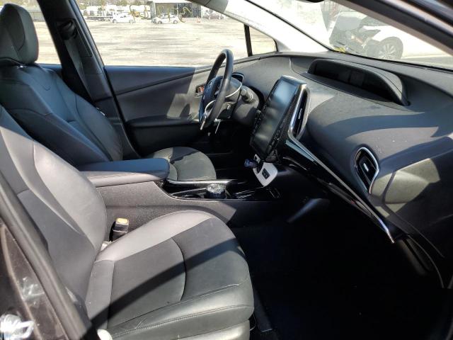 JTDKARFP7H3017029 - 2017 TOYOTA PRIUS PRIM 灰色 照片 5