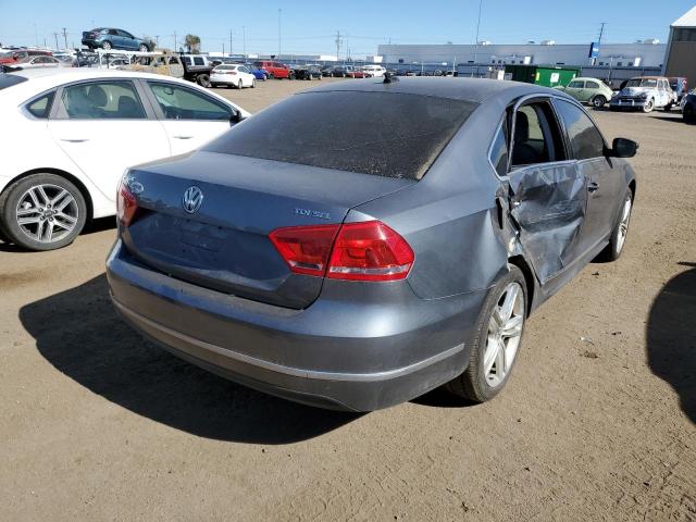 1VWCN7A32EC096085 - 2014 VOLKSWAGEN PASSAT SEL GRAY photo 4