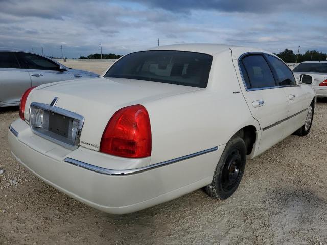 1LNHM81W16Y601982 - 2006 LINCOLN TOWN CAR S WHITE photo 3