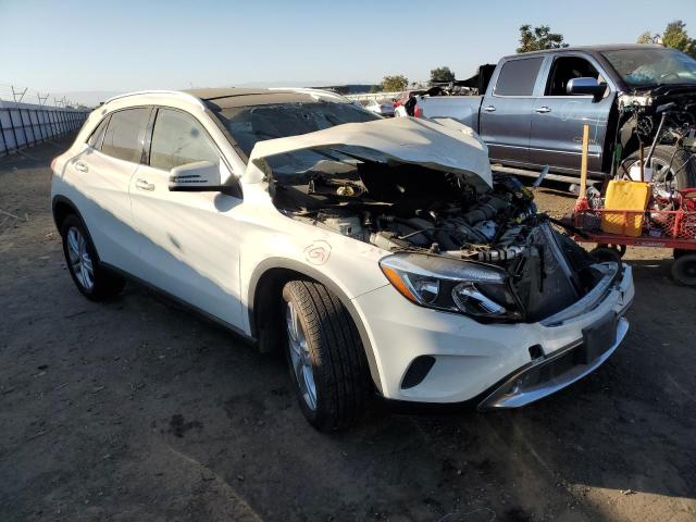 WDCTG4EB6HJ297754 - 2017 MERCEDES-BENZ GLA 250 WHITE photo 1