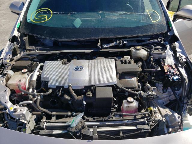 JTDKARFP7K3118711 - 2019 TOYOTA PRIUS PRIM 银色 照片 7