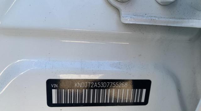 KNDJT2A53D7755268 - 2013 KIA SOUL WHITE photo 10