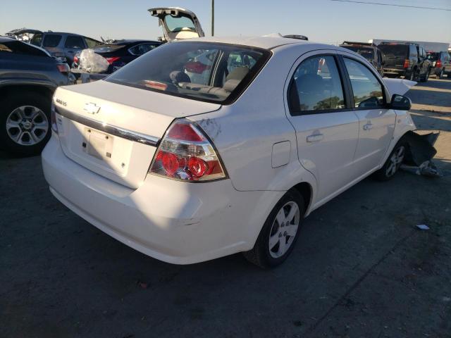 KL1TD56677B174227 - 2007 CHEVROLET AVEO BASE WHITE photo 4