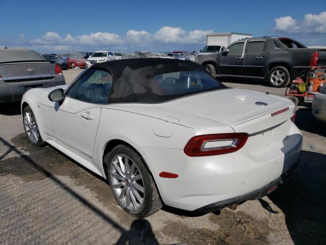 JC1NFAEK4J0138269 - 2018 FIAT 124 SPIDER WHITE photo 3