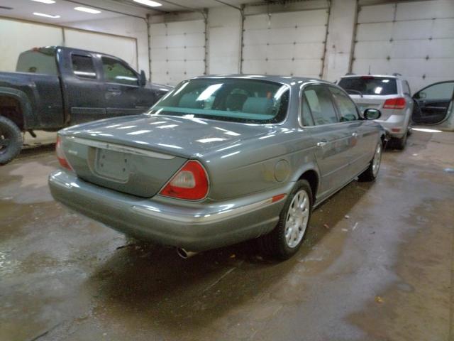 SAJWA71C24SG25653 - 2004 JAGUAR XJ8 GRAY photo 4