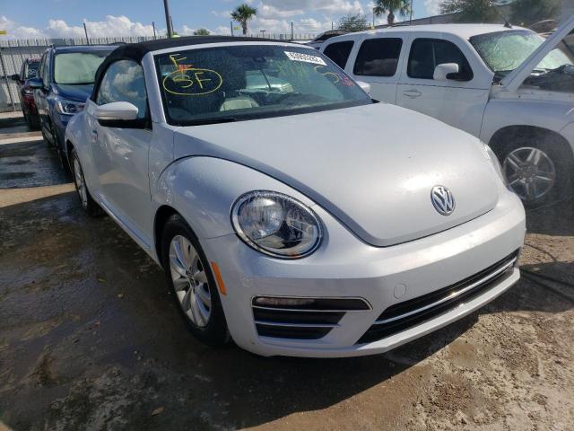 3VW517AT6HM821887 - 2017 VOLKSWAGEN BEETLE S/S 蓝色 照片 1