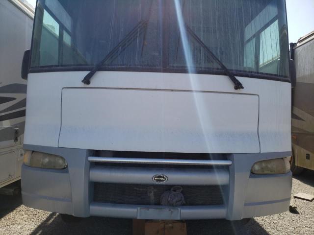 1FCNF53S120A00901 - 2002 FORD MOTORHOME WHITE photo 7