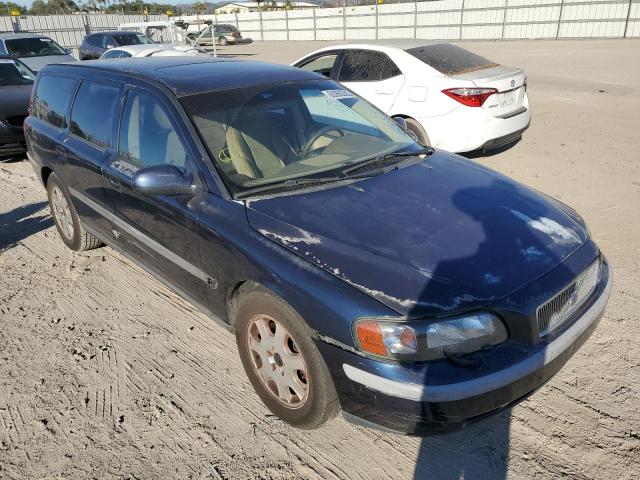 YV1SW53D422235313 - 2002 VOLVO V70 T5 TUR BLUE photo 1