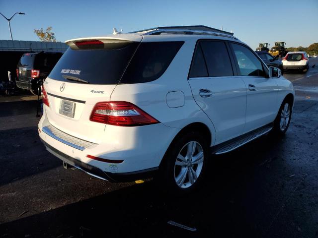 4JGDA5HB8FA447529 - 2015 MERCEDES-BENZ ML 350 4MA WHITE photo 4