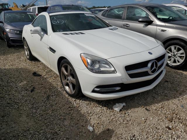 WDDPK4HA6FF111452 - 2015 MERCEDES-BENZ SLK 250 WHITE photo 1